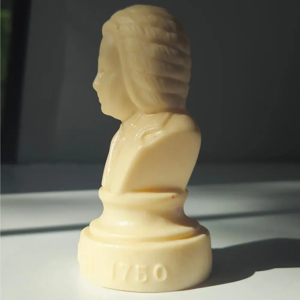 Vintage Halbe Bach Plastic Bust | 4.5